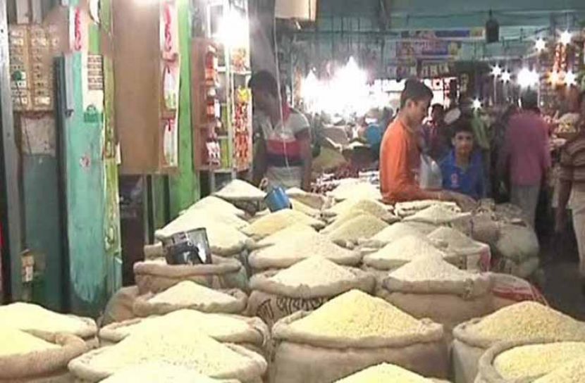 চট্টগ্রামে চালের দাম কমলো